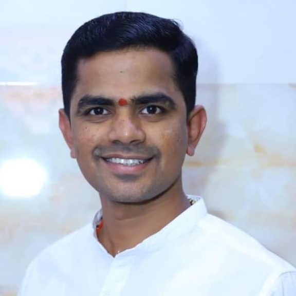 सिद्धेश दिपाली दिनकर मर्गज 