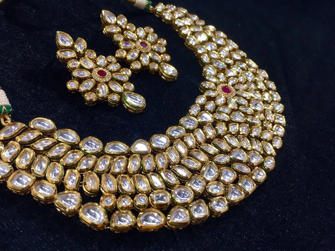 Avaran Jewellery