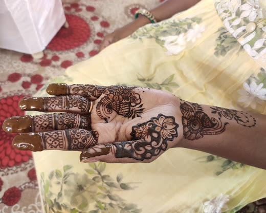 Shradha Mehendi Artist