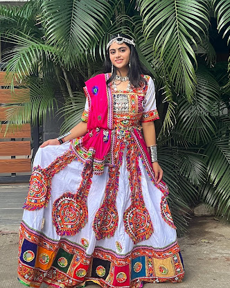 Divanyas Rental Garba Dresses