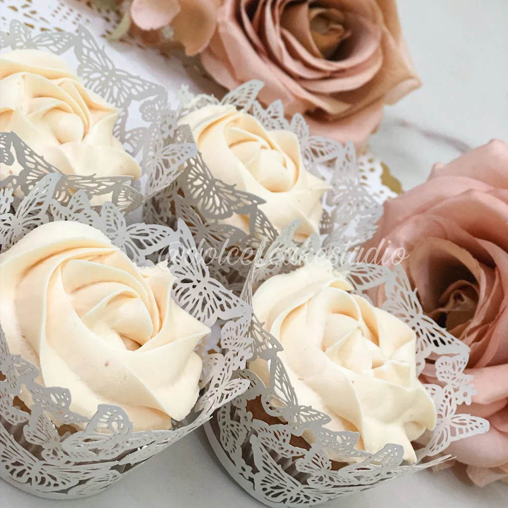 Dolce-Cake Studio by Akshika