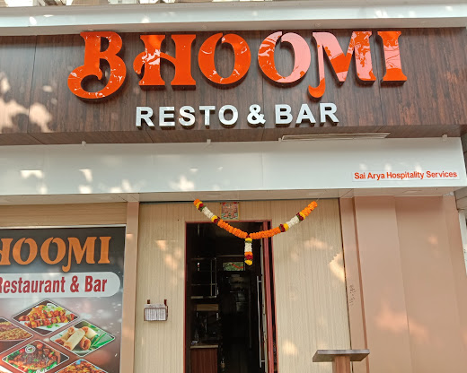 Family Restaurant & Bar