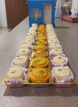 Kamdar Sweets 