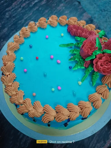 Oven fresh Home bakery and cooking classes.