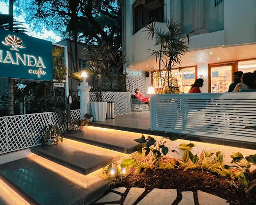Ananda Cafe