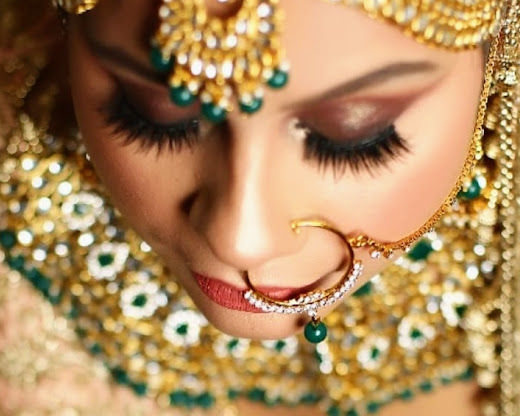 Puja Pandey Professional Makeup Artist